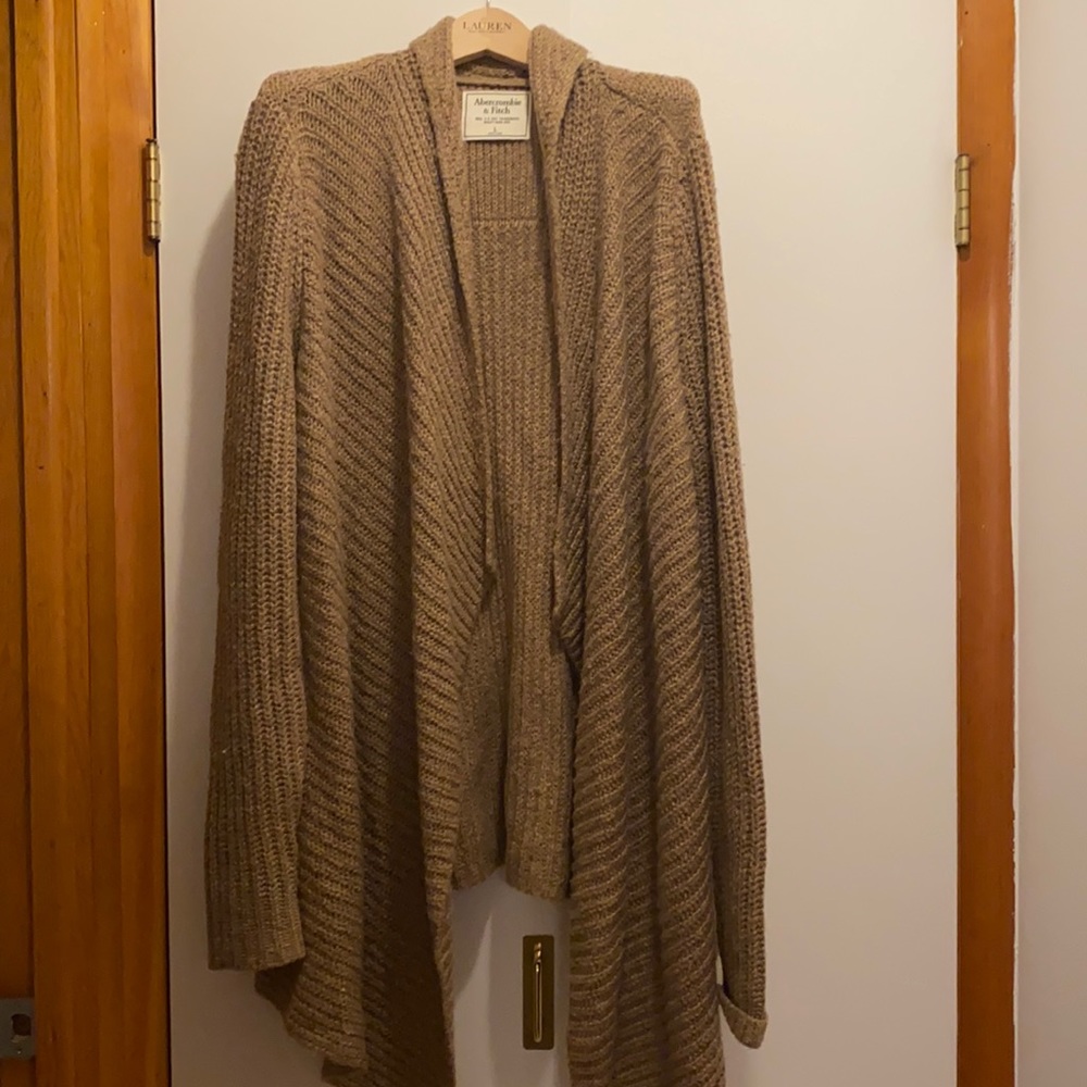 Abercrombie tan cardigan